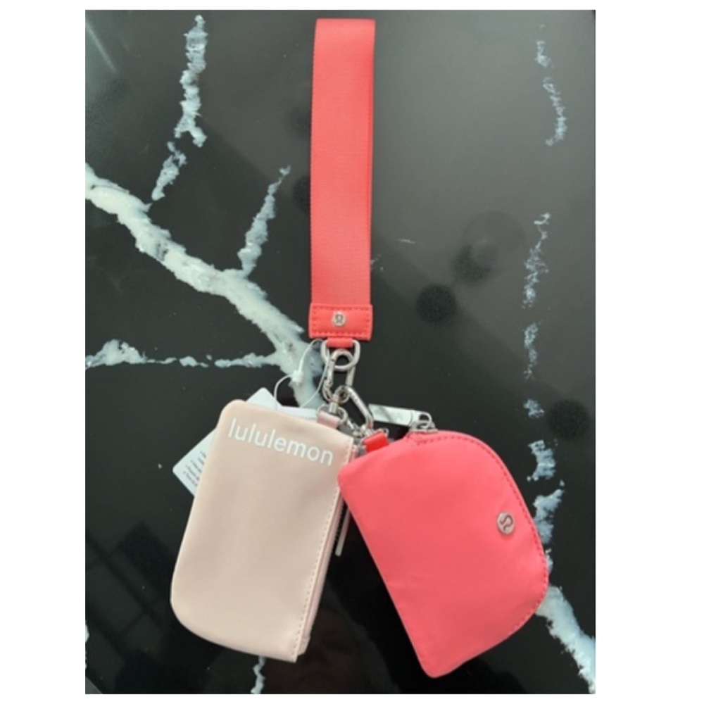 NEW Lululemon Dual Pouch Wristlet Pink Mist/Raspberry Cream/White